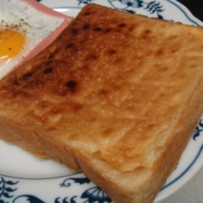 メロンパンが食べたくなって(*´Д｀)←緊急事態の人。。。
美味しく頂きました♥
有難うﾃﾞｽ！ごち様です_(._.)_